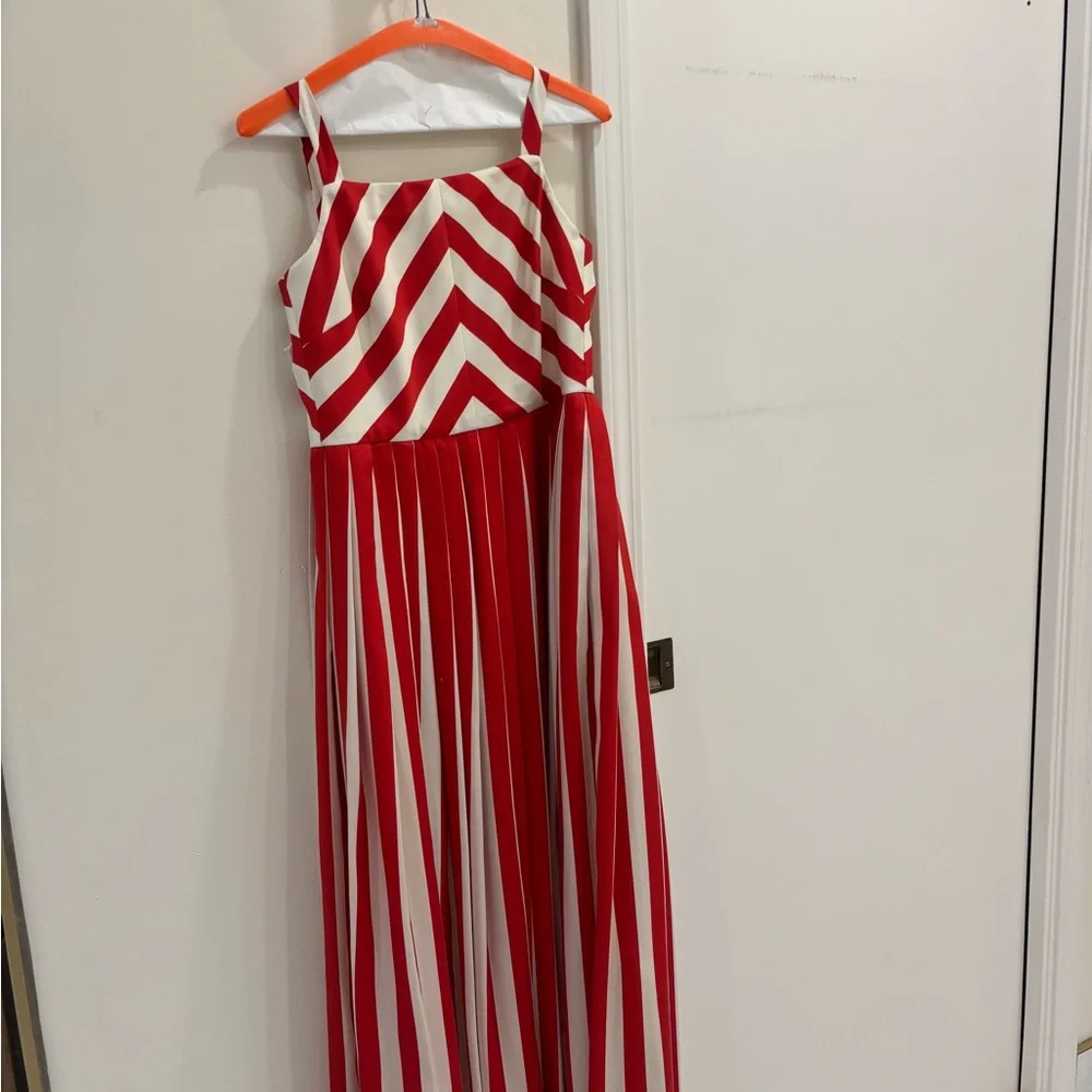 Tuckernuck Red and White Chevron Dress - Picture 5 of 7